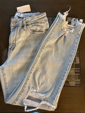 JUDY BLUE Boyfriend Cut Ripped Distressed Jeans. Size 5/27